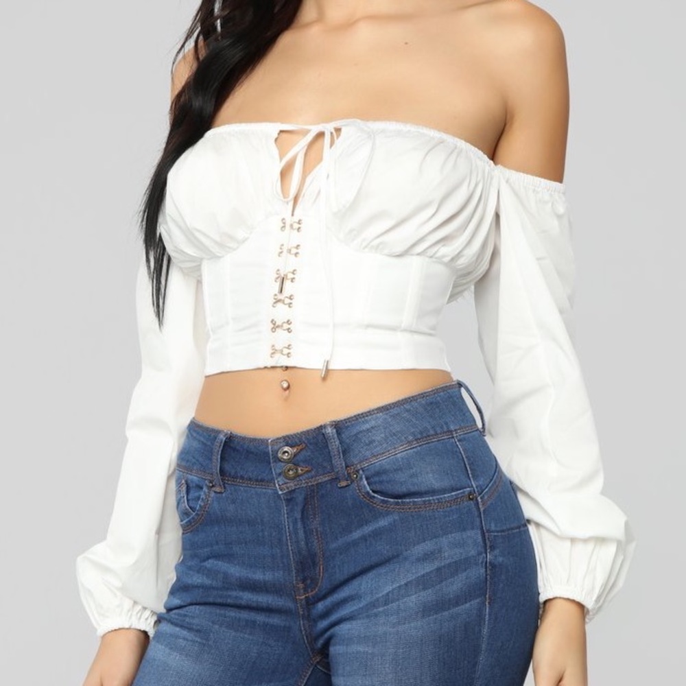 Fashion Nova Off Shoulder Gold Hook Top XS NWT